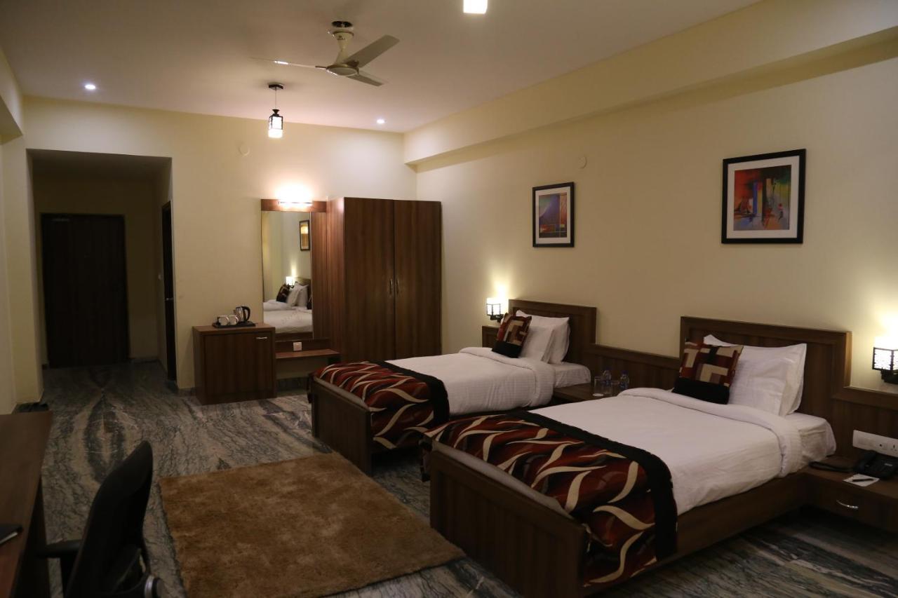 Regenta Central Mewargarh, Near Biological Park Udaipur Exteriör bild