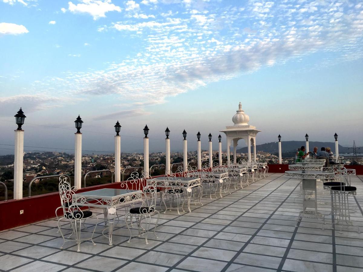 Regenta Central Mewargarh, Near Biological Park Udaipur Exteriör bild