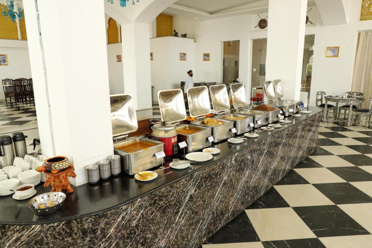 Regenta Central Mewargarh, Near Biological Park Udaipur Exteriör bild